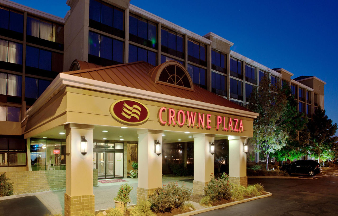 Crowne Plaza Cleveland Airport, An Ihg Hotel Мидлберг-Хайтс Экстерьер фото